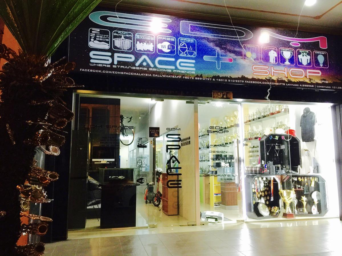 Edm Space Ipoh Kültér fotó